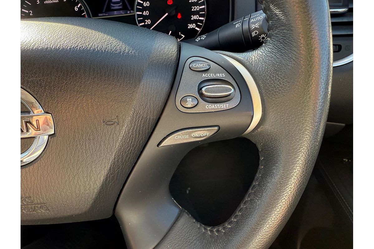 2018 Nissan Pathfinder ST-L R52 Series II