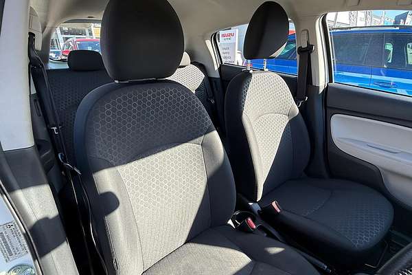 2013 Mitsubishi Mirage ES LA