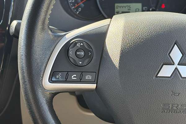 2013 Mitsubishi Mirage ES LA