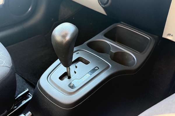 2013 Mitsubishi Mirage ES LA