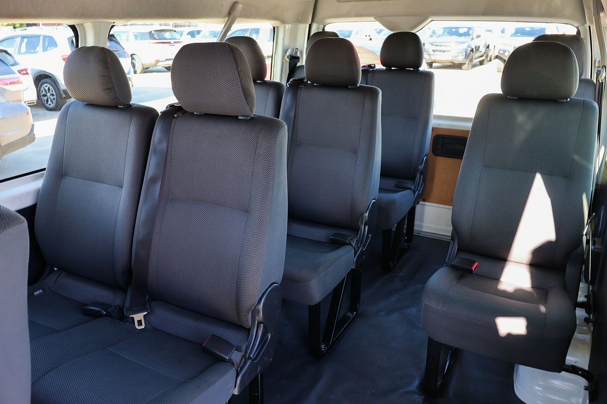 2015 Toyota Hiace Commuter TRH223R