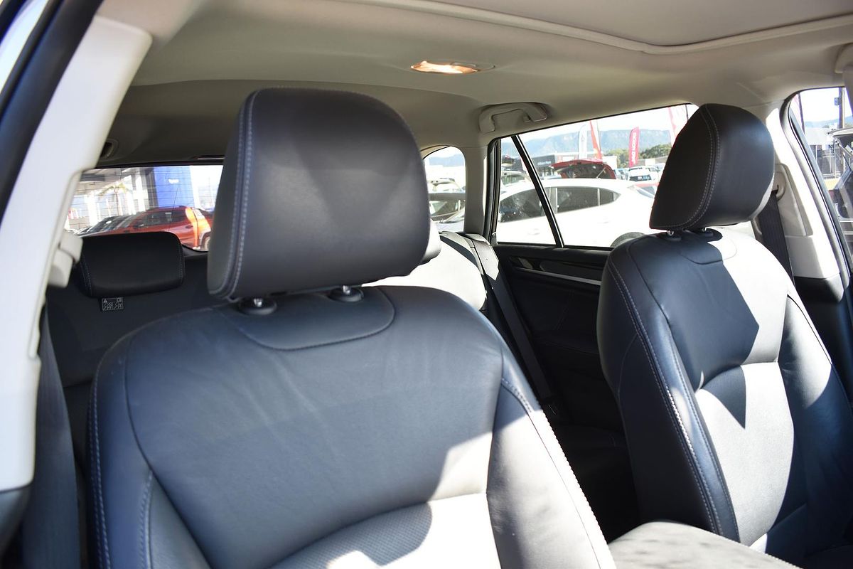 2017 Subaru Outback 2.5i Premium 5GEN