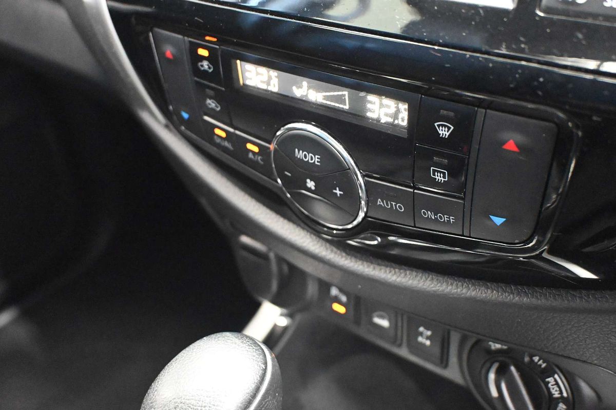 2017 Nissan Navara ST-X D23 Series 2 4X4
