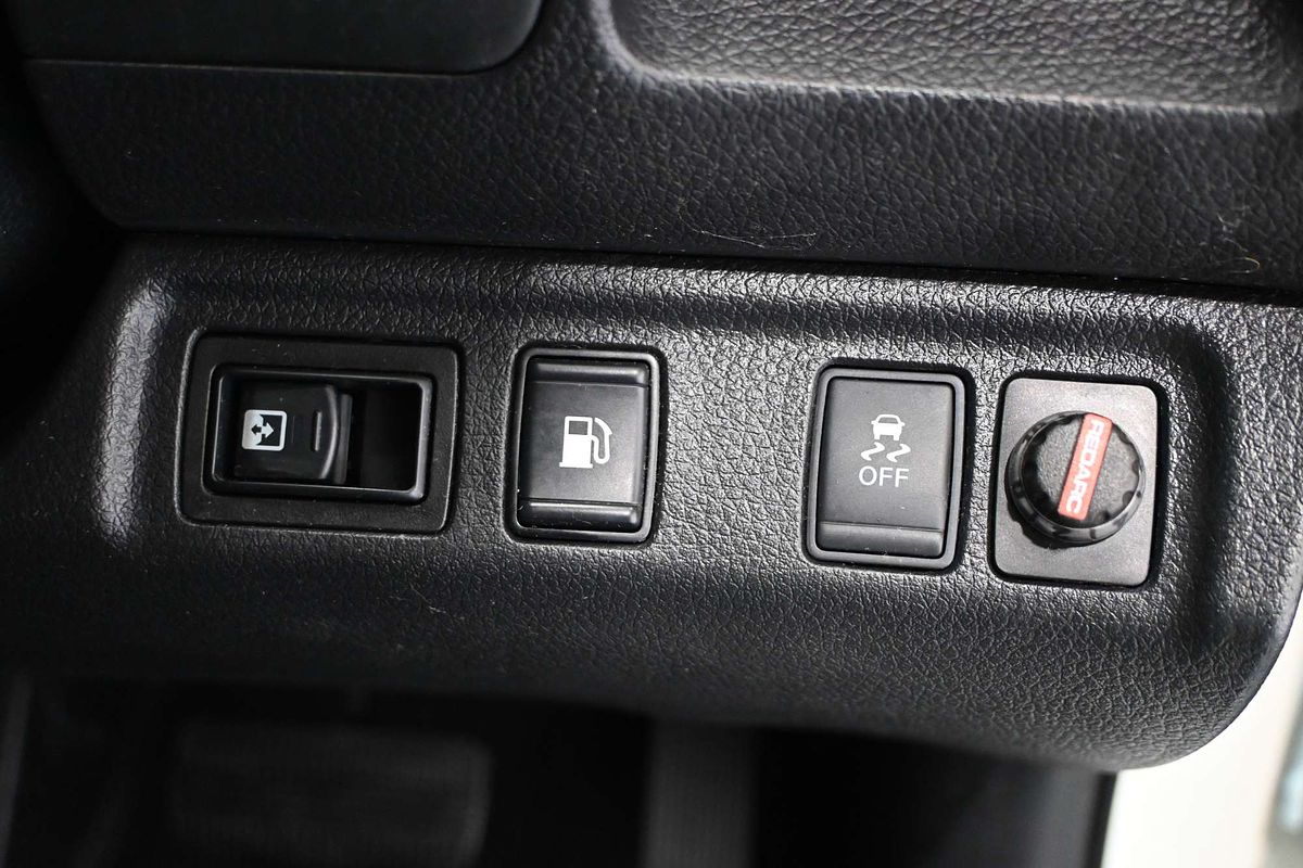 2017 Nissan Navara ST-X D23 Series 2 4X4