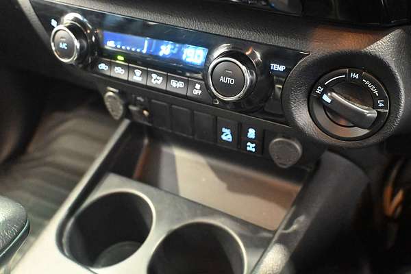 2021 Toyota Hilux SR5 GUN126R 4X4