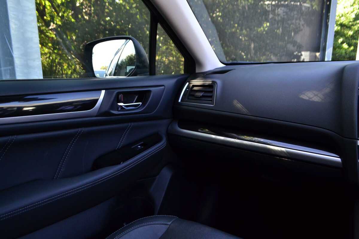2017 Subaru Outback 2.5i Premium 5GEN