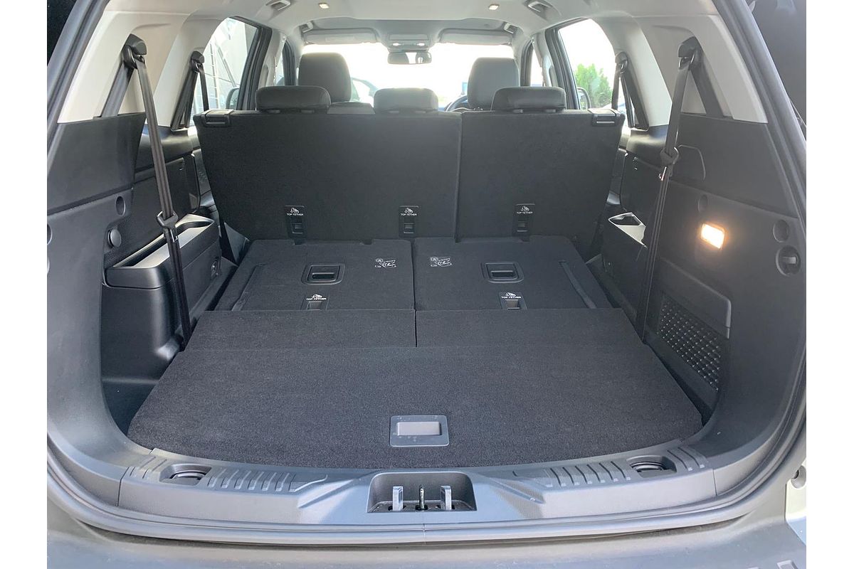 2024 Ford Everest Ambiente 2.0L
