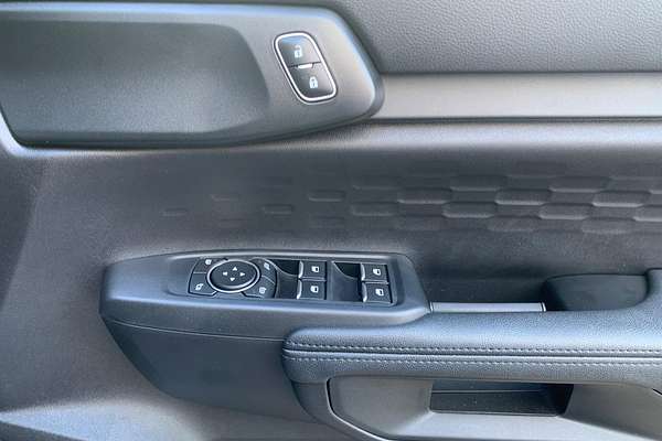 2024 Ford Everest Ambiente 2.0L