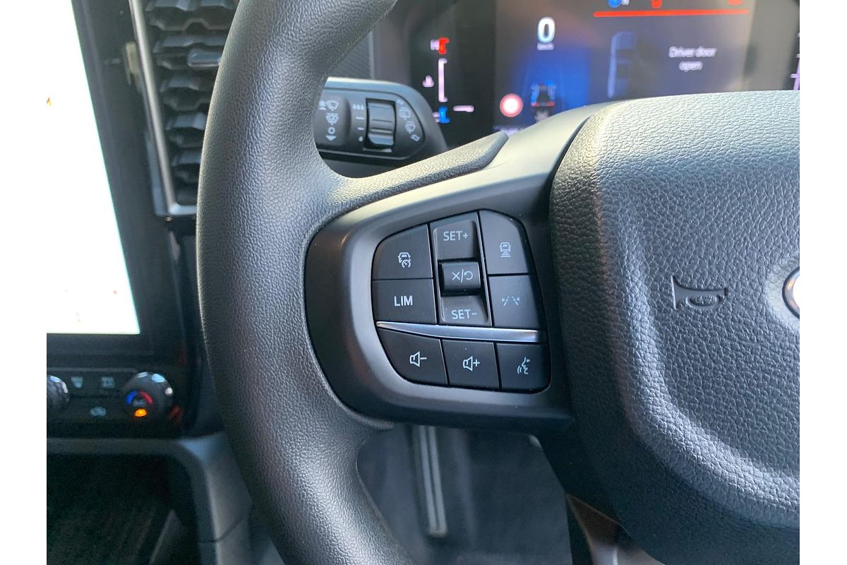 2024 Ford Everest Ambiente 2.0L