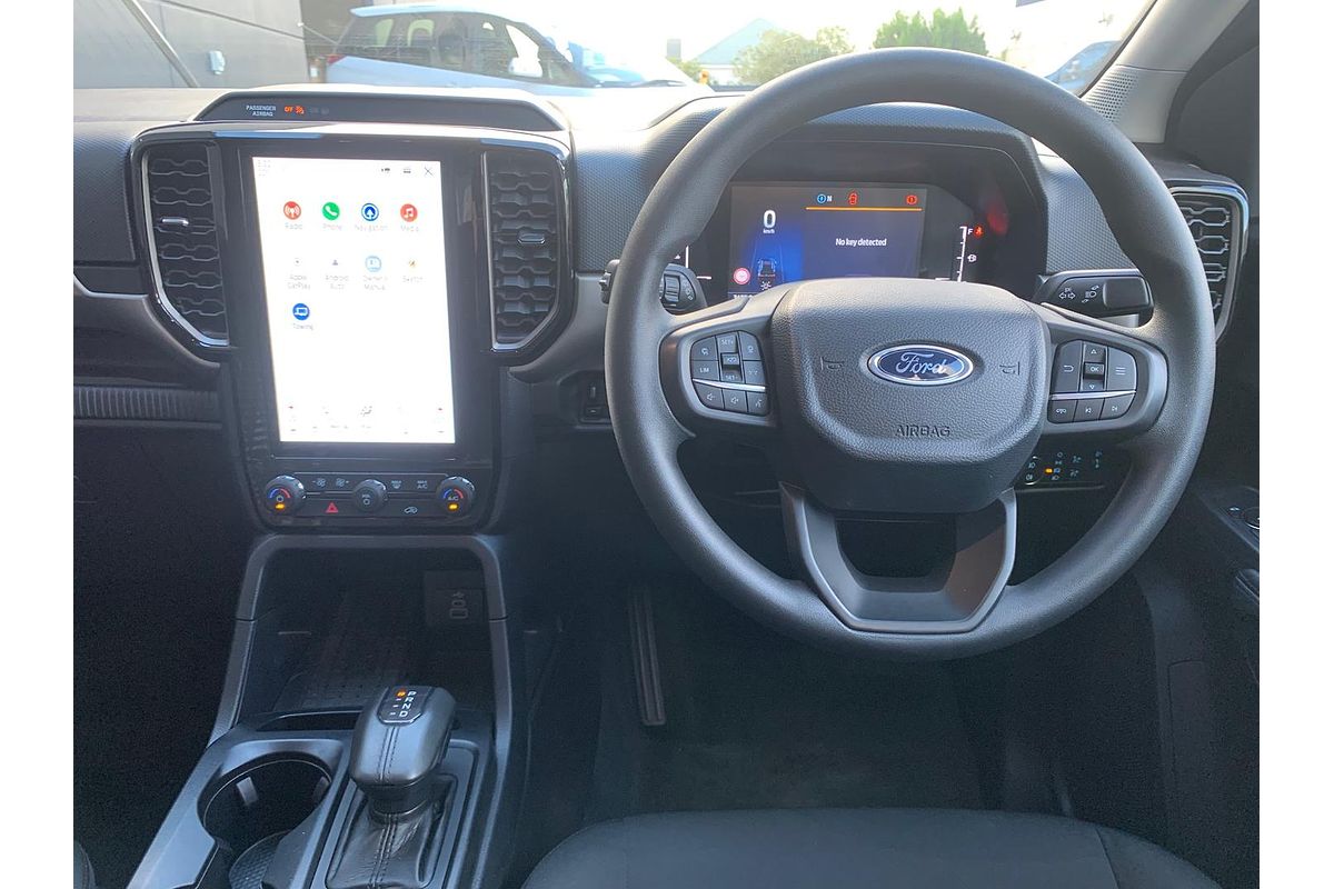 2024 Ford Everest Ambiente 2.0L