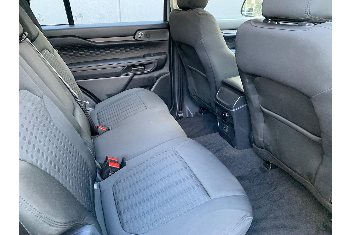 2024 Ford Everest Ambiente 2.0L