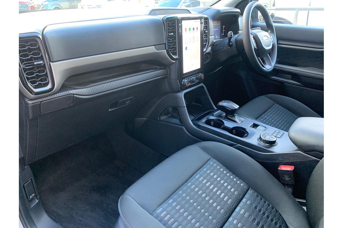 2024 Ford Everest Ambiente 2.0L