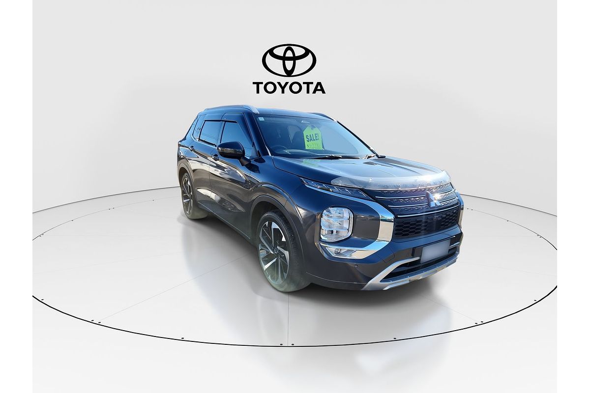 2024 Mitsubishi Outlander Exceed ZM
