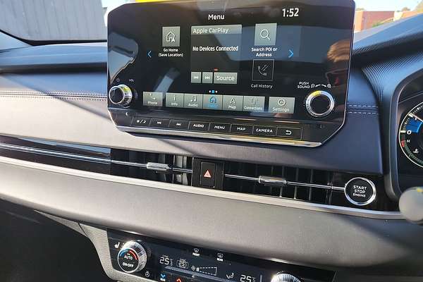 2024 Mitsubishi Outlander Exceed ZM