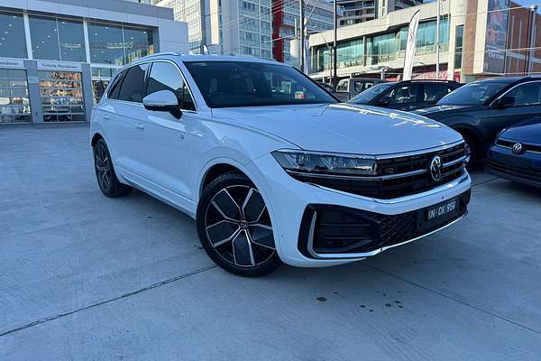 2024 Volkswagen Touareg 210TDI R-Line RC