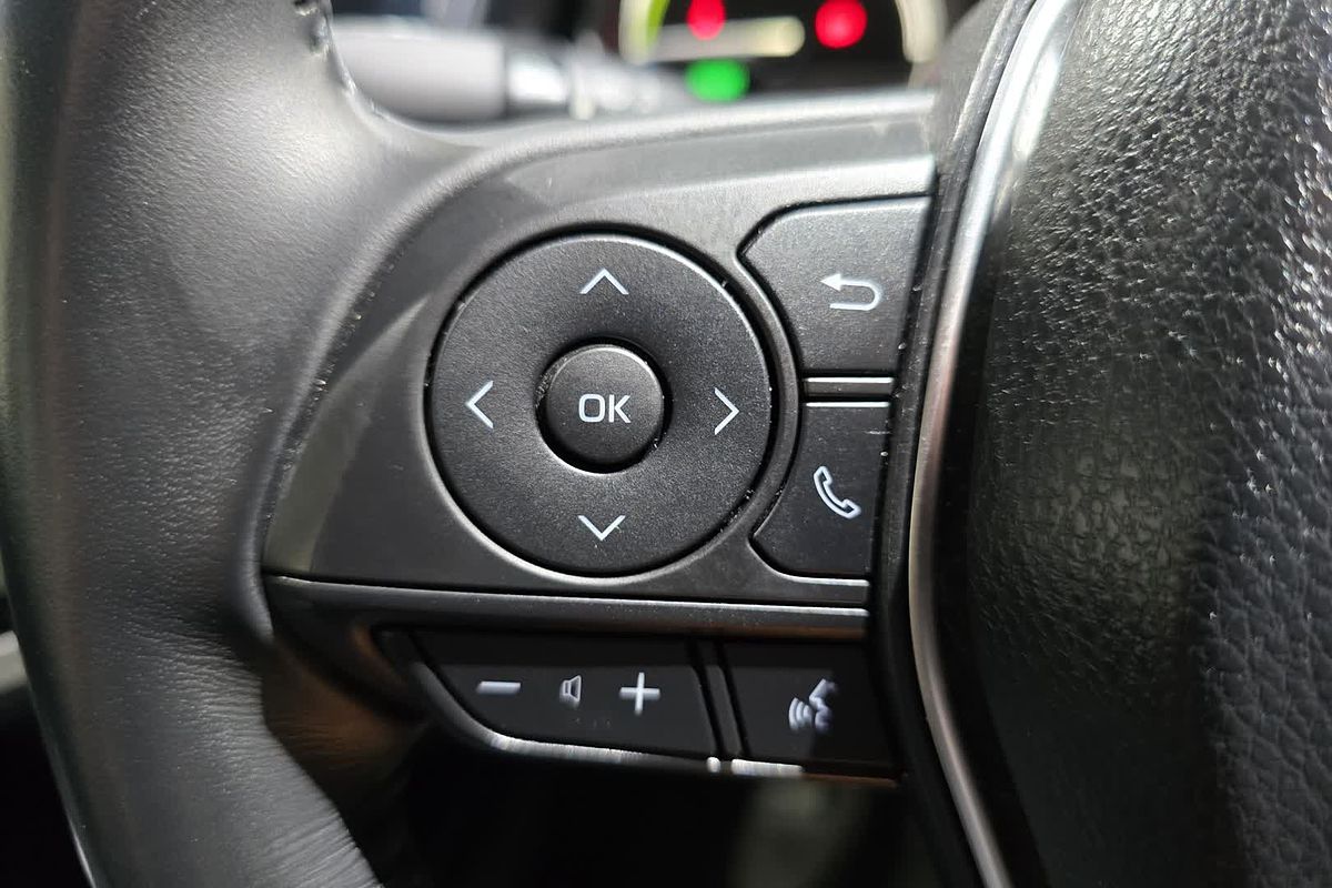 2020 Toyota Camry Ascent Sport AXVH71R