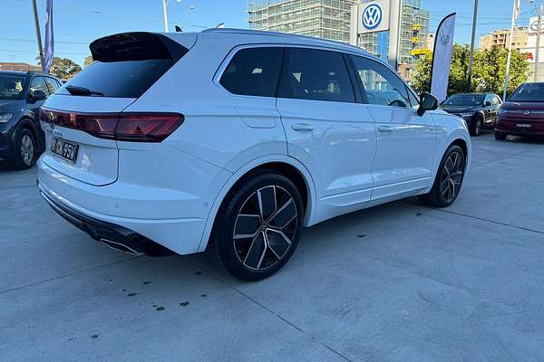 2024 Volkswagen Touareg 210TDI R-Line RC