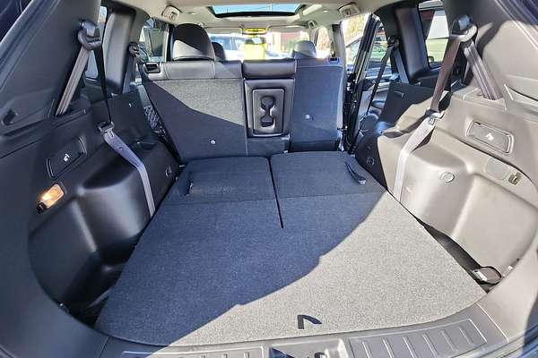 2024 Mitsubishi Outlander Exceed ZM