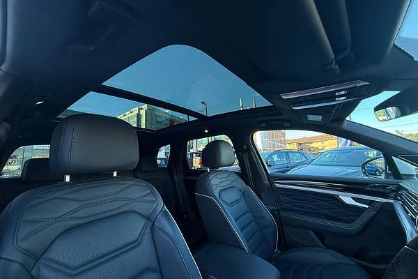 2024 Volkswagen Touareg 210TDI R-Line RC
