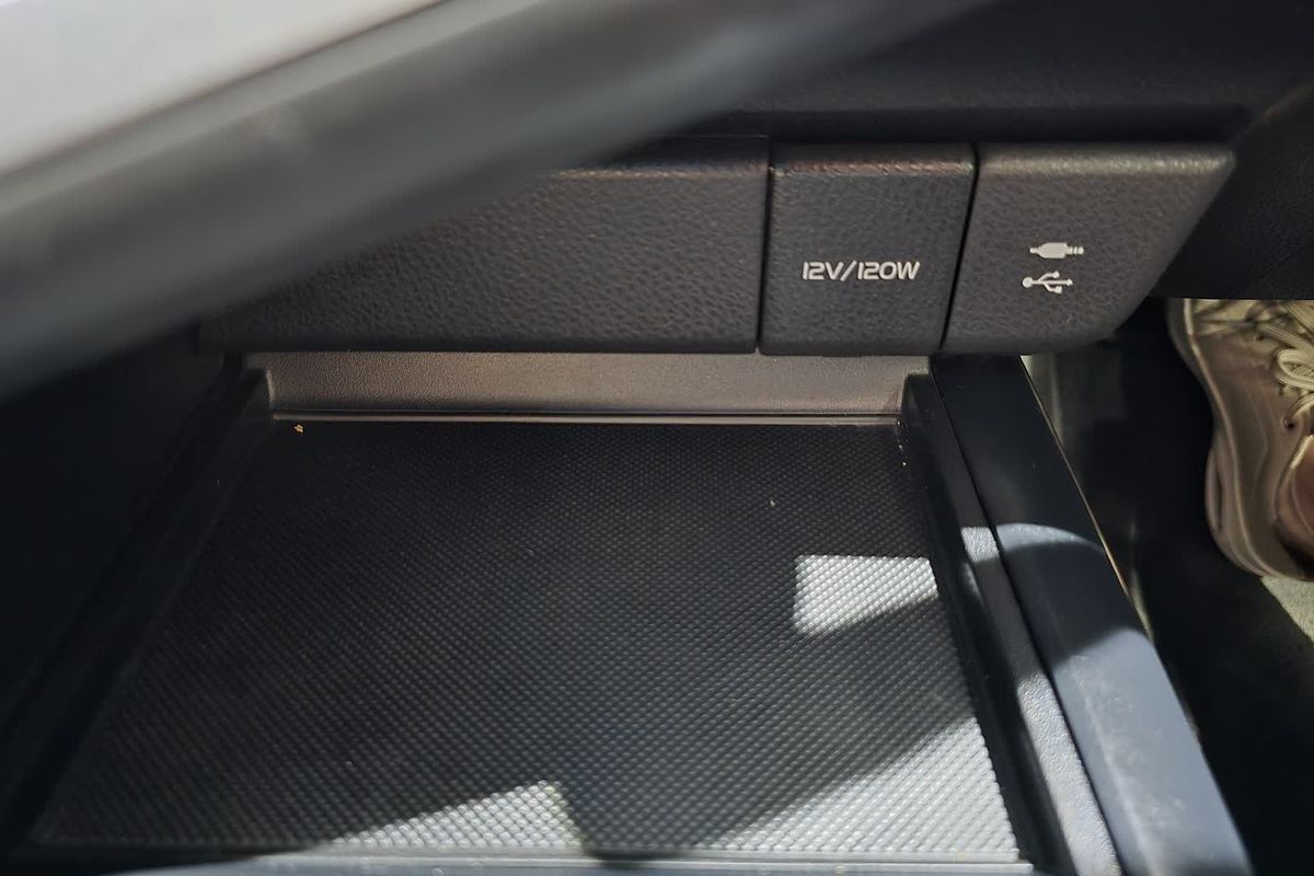 2020 Toyota Camry Ascent Sport AXVH71R