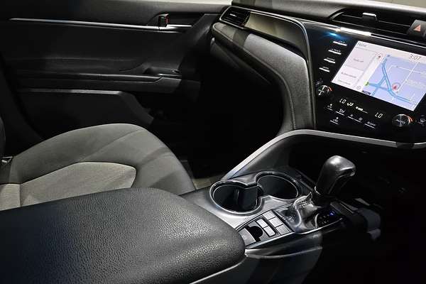 2020 Toyota Camry Ascent Sport AXVH71R