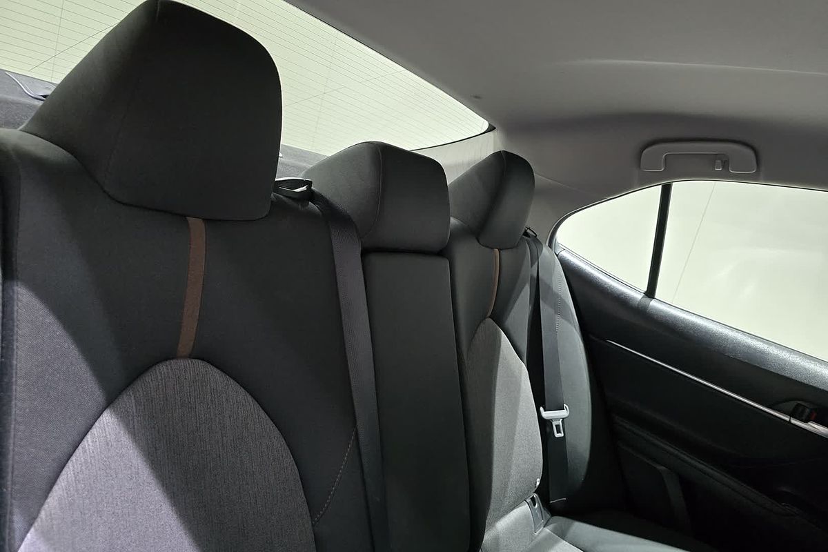 2020 Toyota Camry Ascent Sport AXVH71R