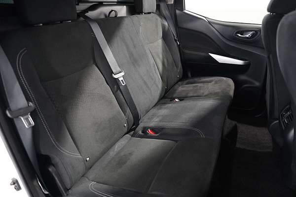 2018 Nissan Navara ST D23 Series 3 Rear Wheel Drive