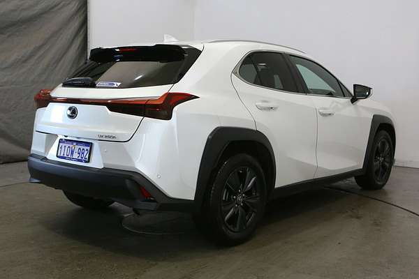 2023 Lexus UX UX250h Luxury MZAH10R