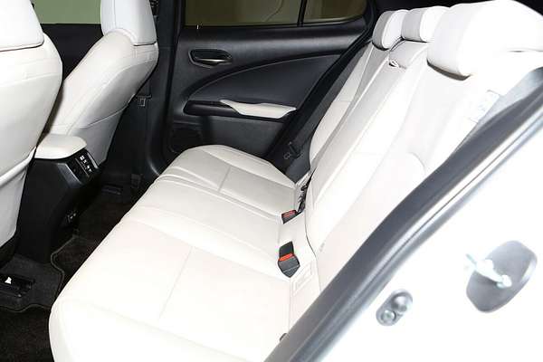 2023 Lexus UX UX250h Luxury MZAH10R