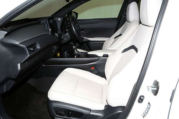 2023 Lexus UX UX250h Luxury MZAH10R