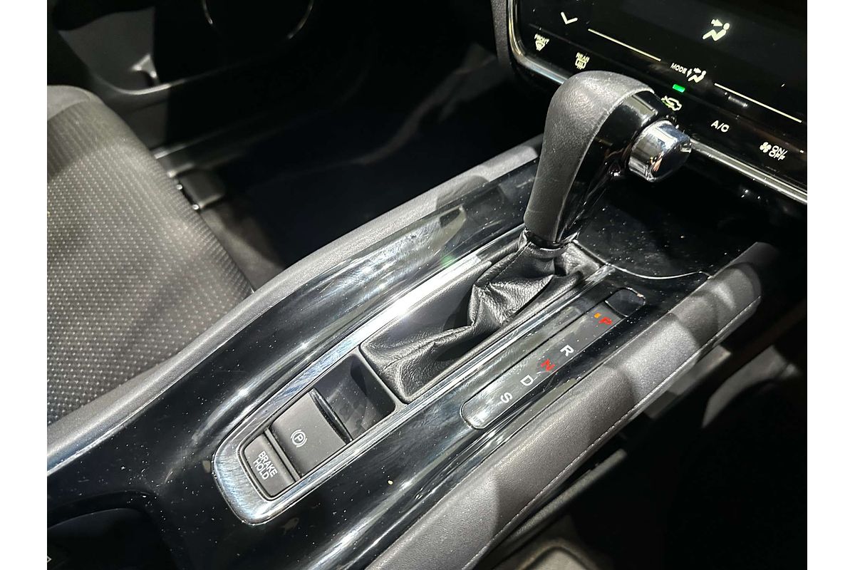 2019 Honda HR-V VTi-S