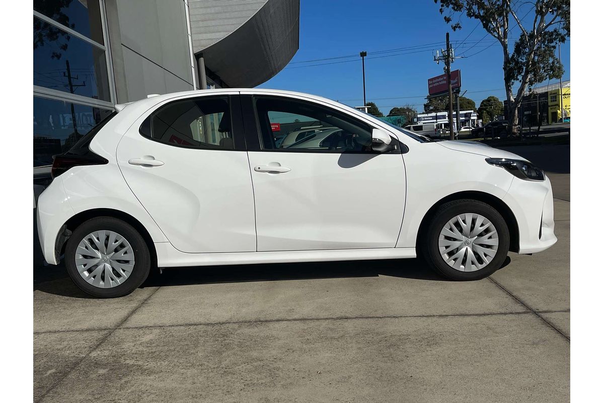 2024 Toyota Yaris Ascent Sport MXPA10R