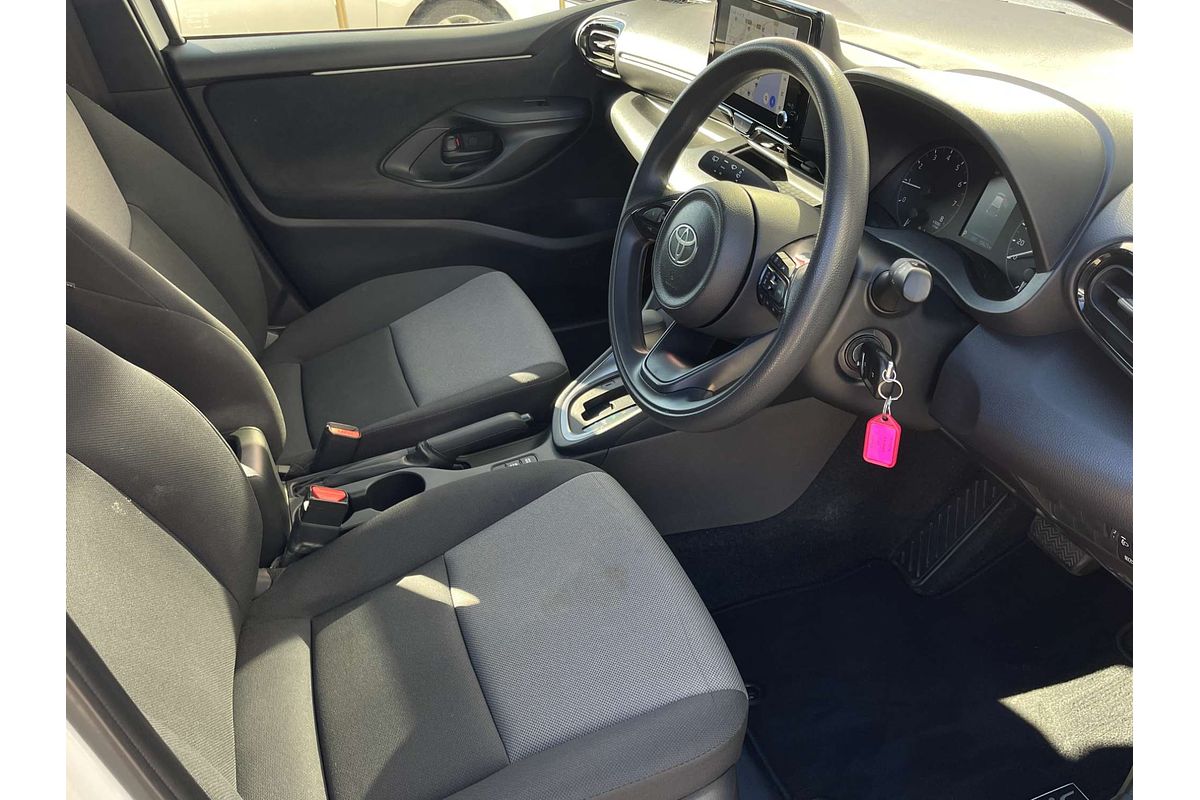 2024 Toyota Yaris Ascent Sport MXPA10R