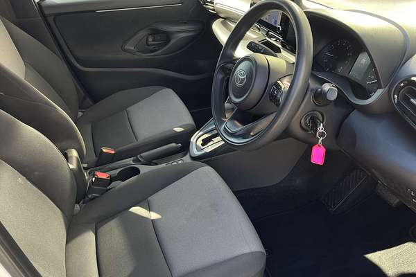 2024 Toyota Yaris Ascent Sport MXPA10R