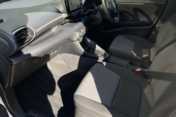 2024 Toyota Yaris Ascent Sport MXPA10R