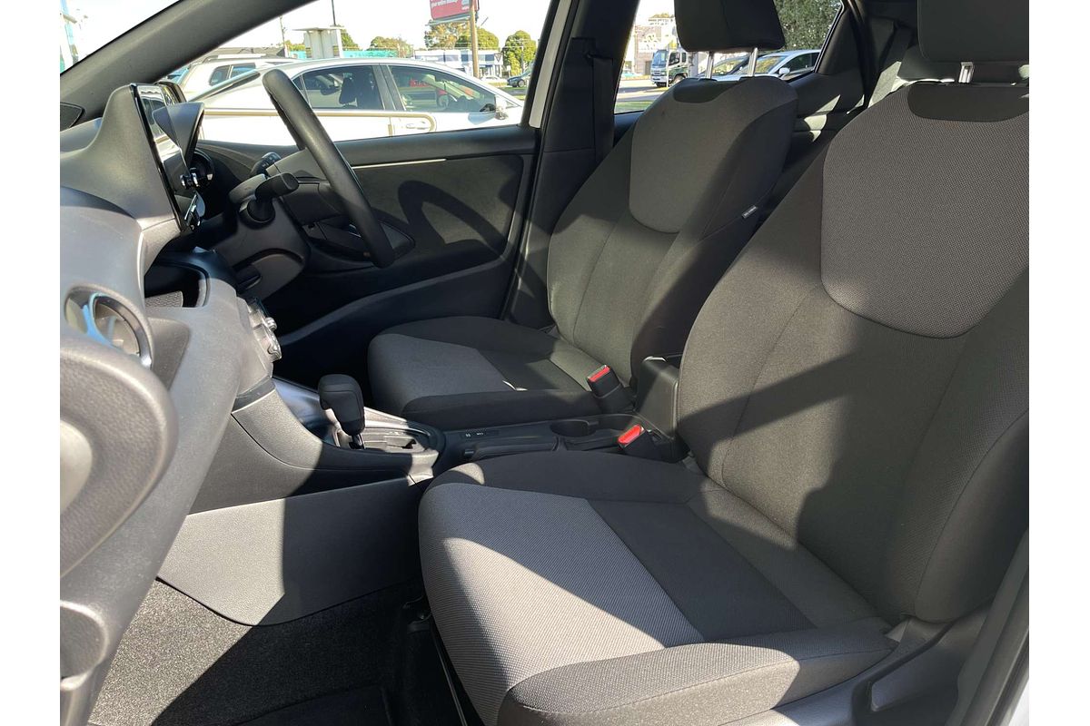 2024 Toyota Yaris Ascent Sport MXPA10R