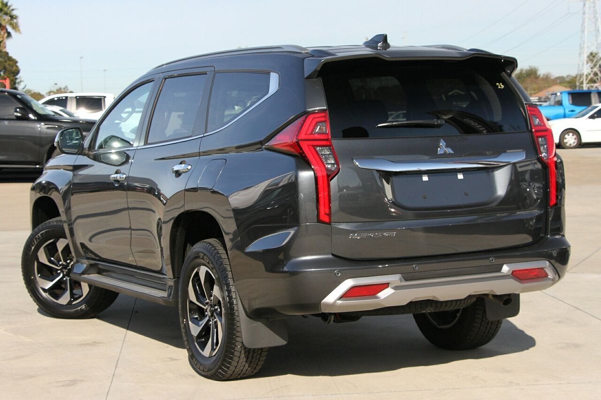 2025 Mitsubishi Pajero Sport GLS QG