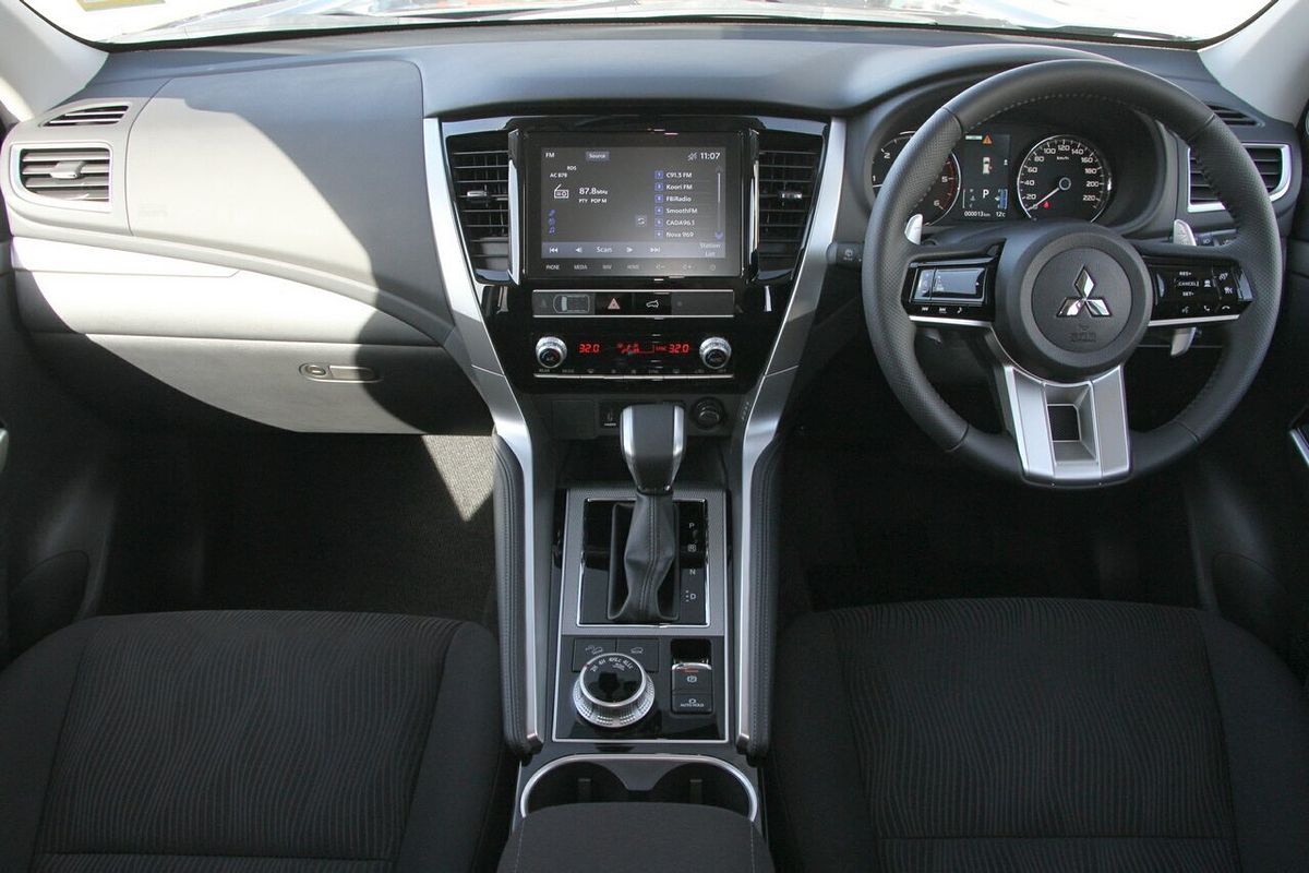 2025 Mitsubishi Pajero Sport GLS QG