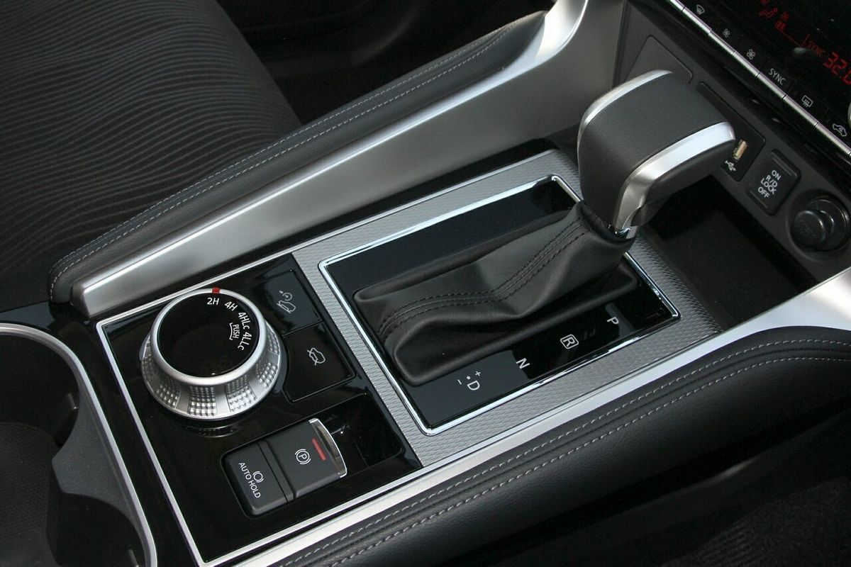 2025 Mitsubishi Pajero Sport GLS QG