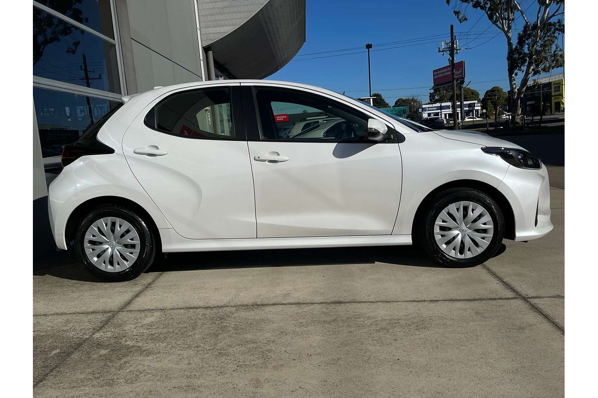 2022 Toyota Yaris Ascent Sport MXPA10R