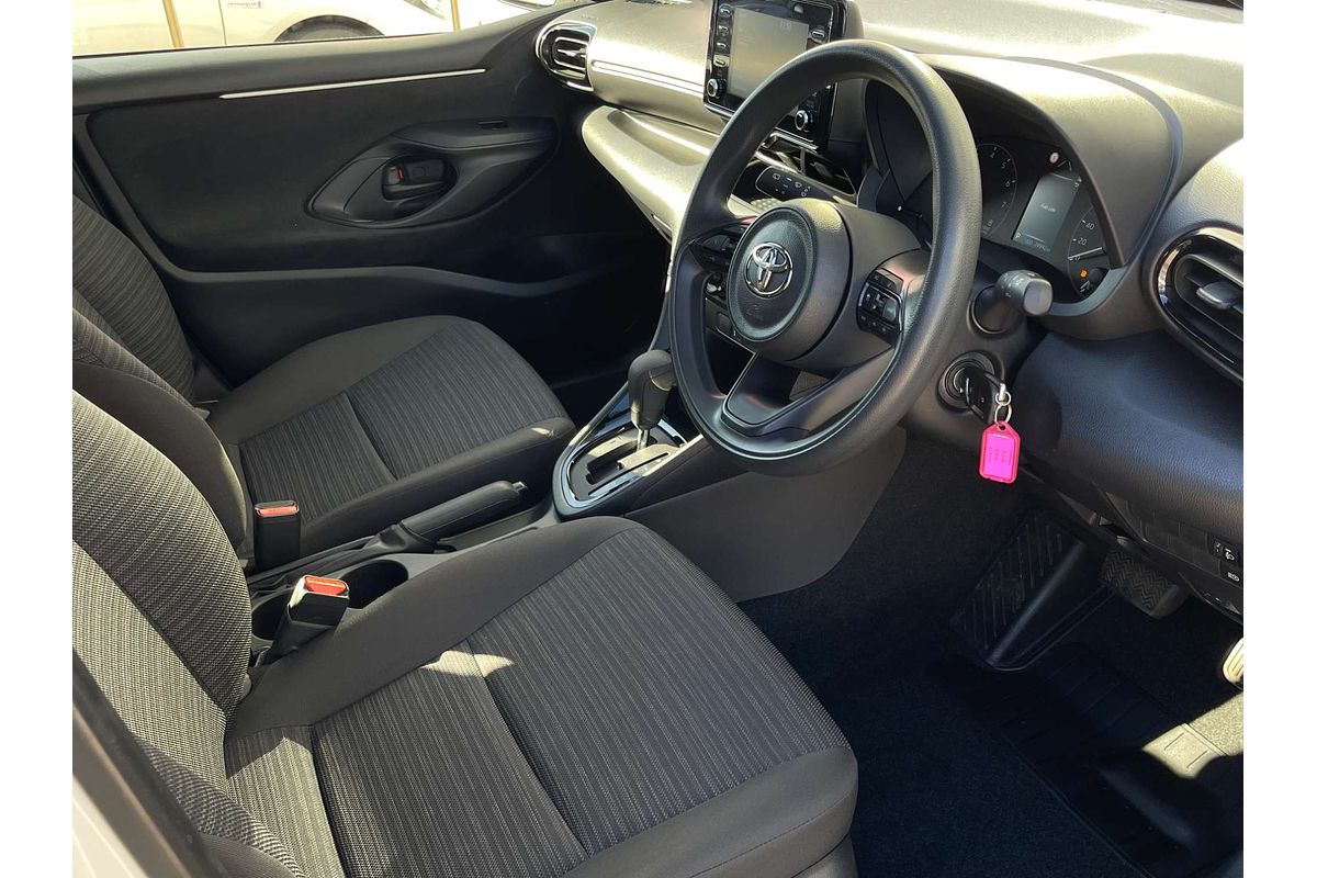 2022 Toyota Yaris Ascent Sport MXPA10R