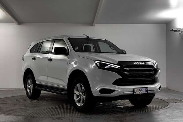 2023 Isuzu MU-X LS-M