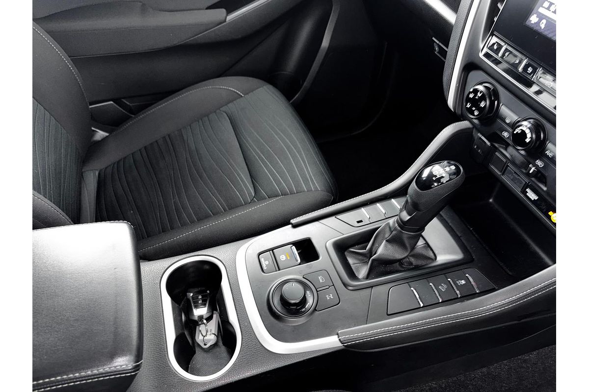 2023 Isuzu MU-X LS-M