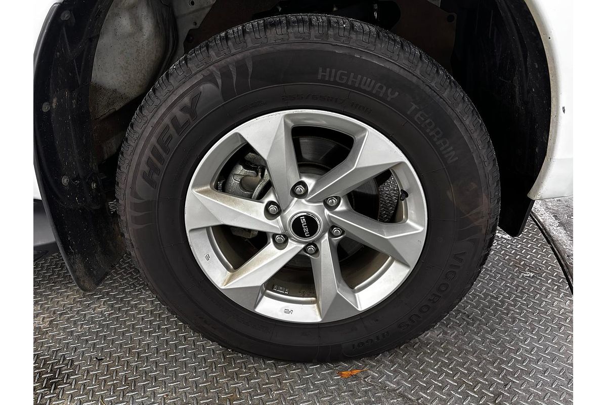 2023 Isuzu MU-X LS-M