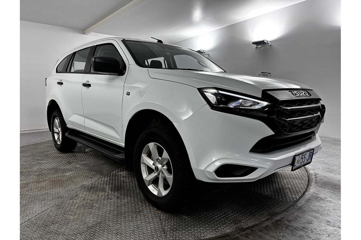 2023 Isuzu MU-X LS-M