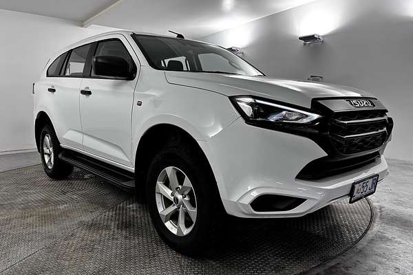 2023 Isuzu MU-X LS-M