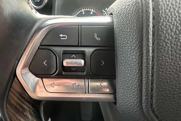 2023 Toyota Landcruiser Sahara FJA300R