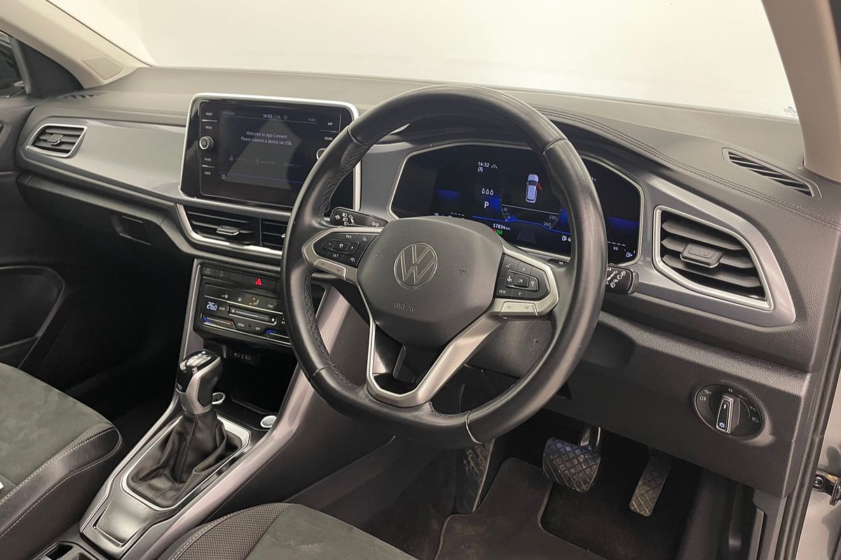2022 Volkswagen T-Roc 110TSI Style D11