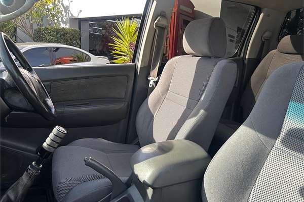2011 Toyota Hilux SR KUN26R 4X4