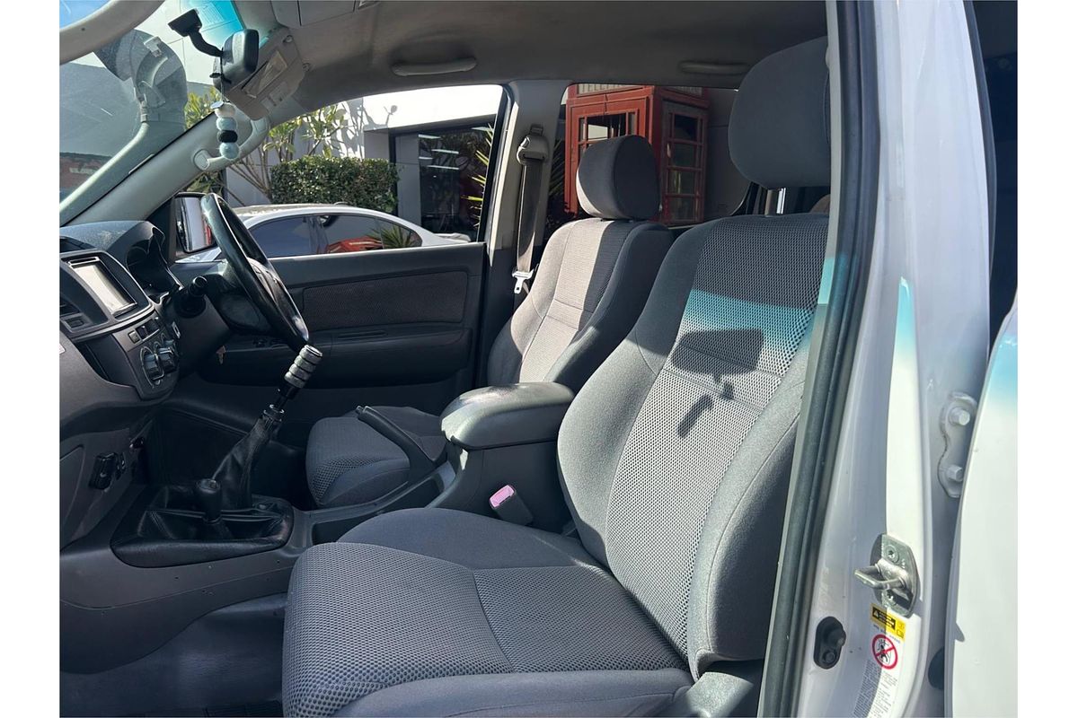 2011 Toyota Hilux SR KUN26R 4X4